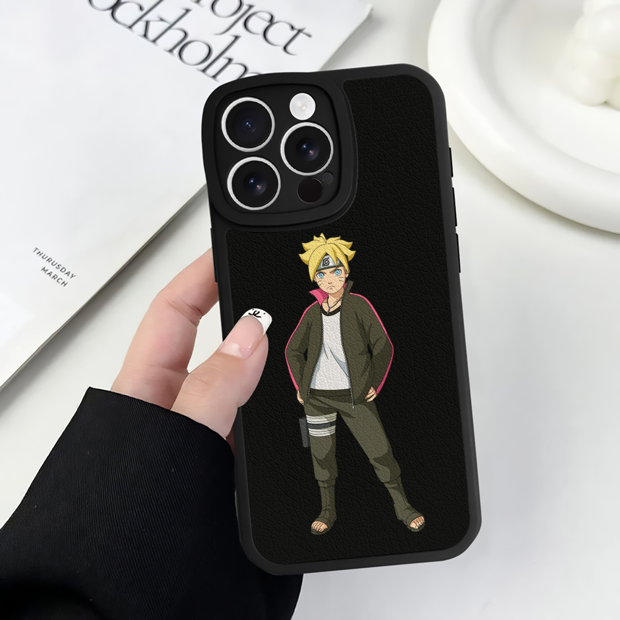 （画像用） NARUTO -ナルト- うずまき ボルト Uzumaki Boruto 【iPhone 16シリーズ対応】シリコンスマホケース（レザー調） 材質：シリコン